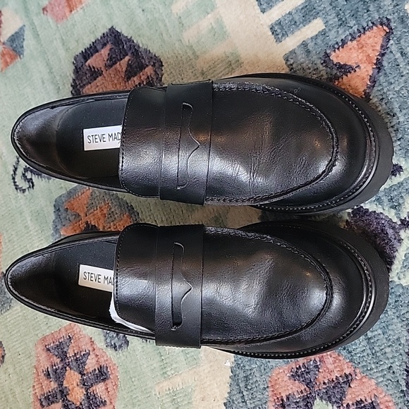 Steve Madden Black Leather Loafers - Picture 3 of 8